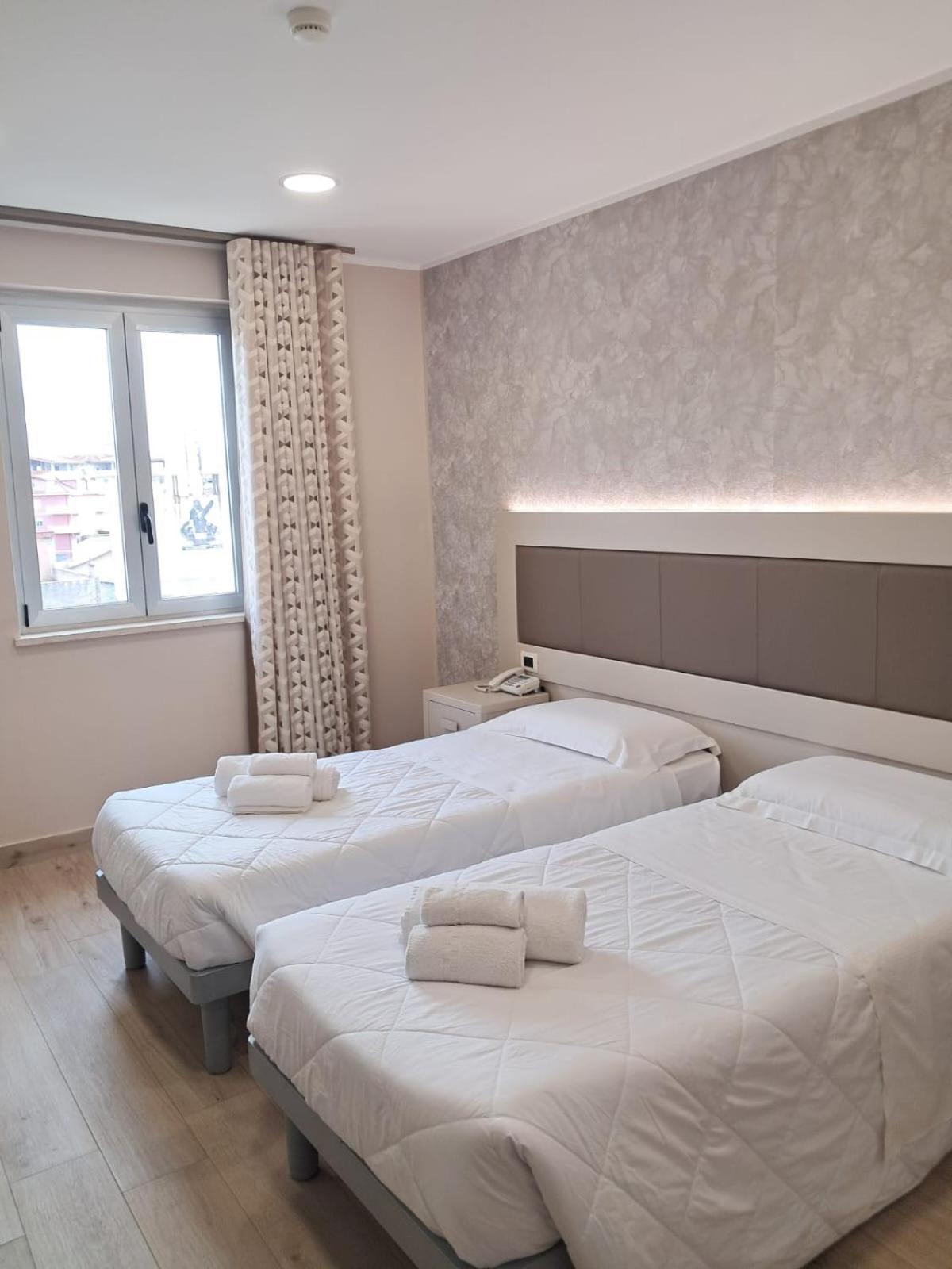 Hotel Palace Gioia Tauro Dış mekan fotoğraf