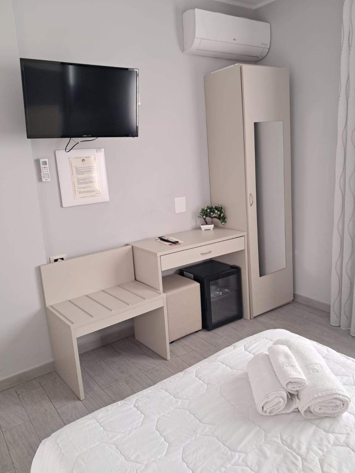 Hotel Palace Gioia Tauro Dış mekan fotoğraf