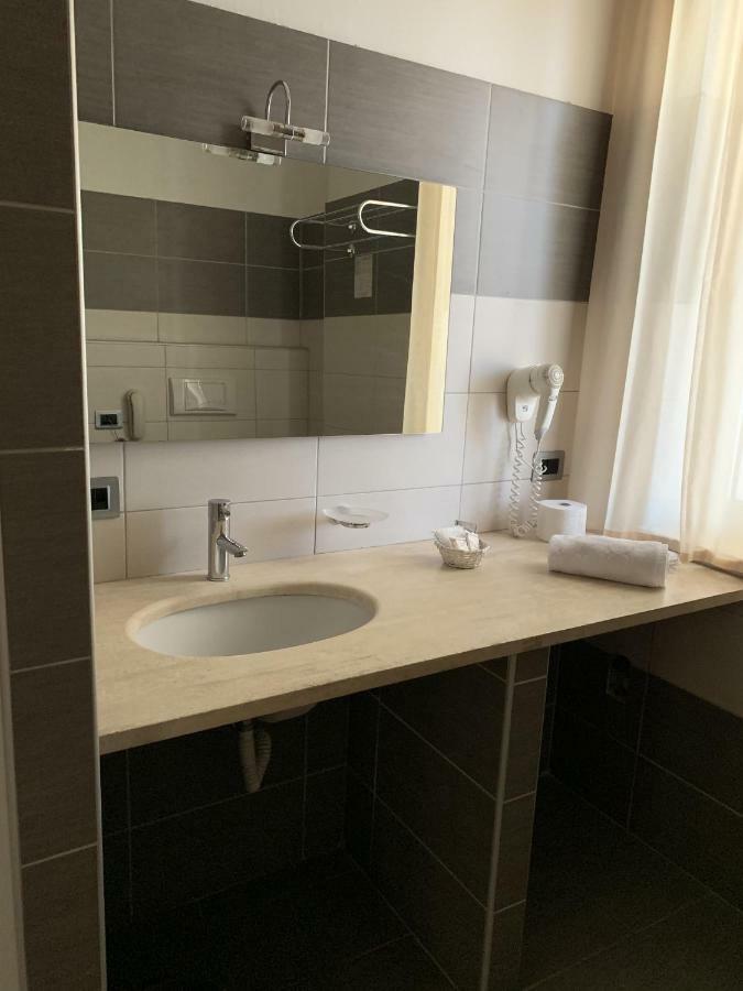 Hotel Palace Gioia Tauro Dış mekan fotoğraf